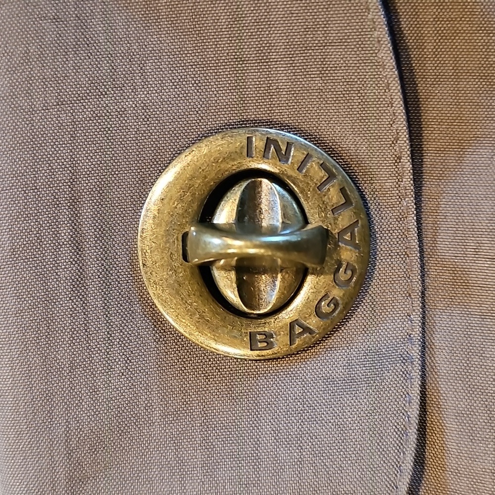 Baggallini Crossbody Purse - Picture 2 of 7